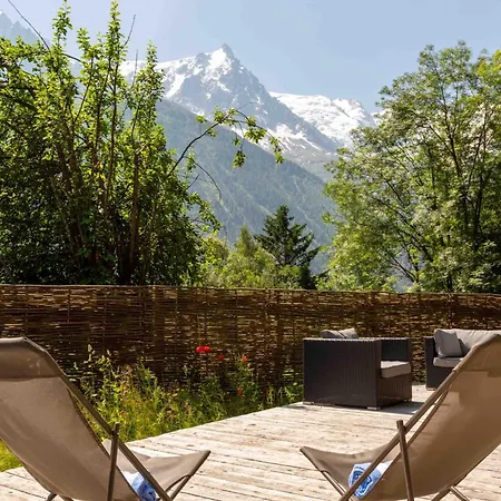 La Source - Year Chamonix