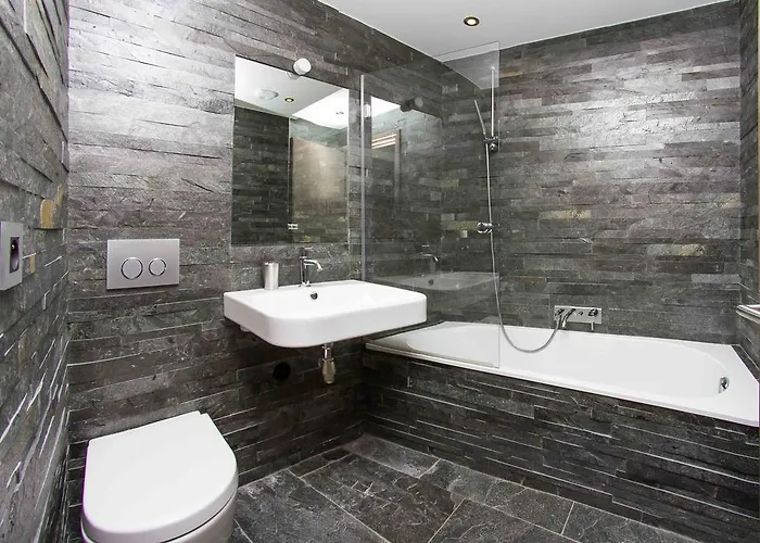 La Source - Year Chamonix